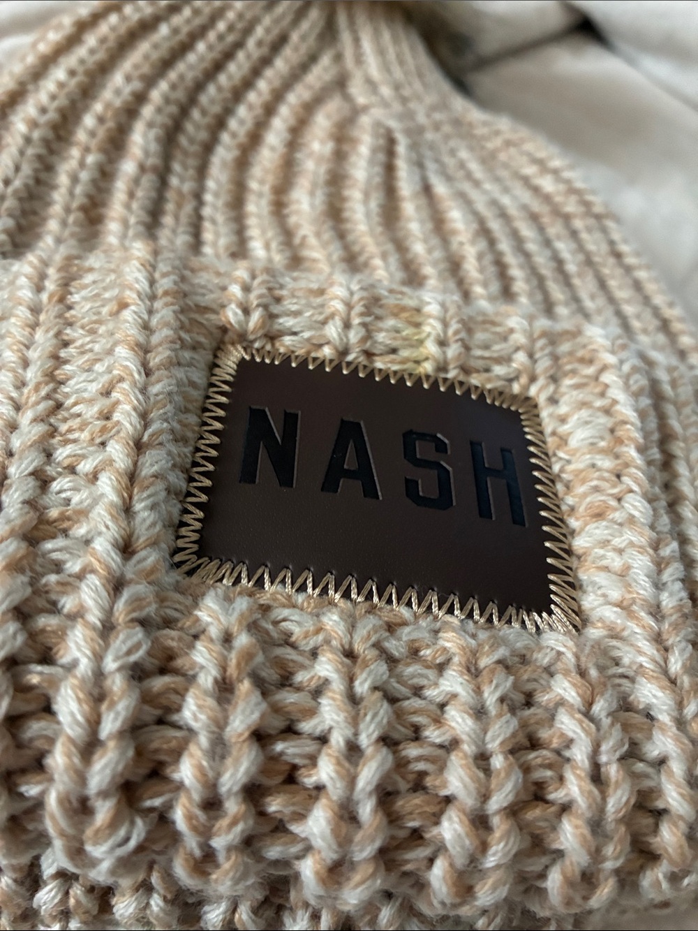 NASH Cream Knit Beanie Faux Fur Pom Nashville Winter Hat - Picture 2 of 4